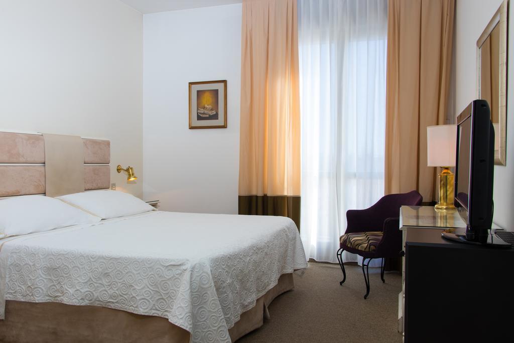 Hotel Universal Terme Abano Terme Esterno foto