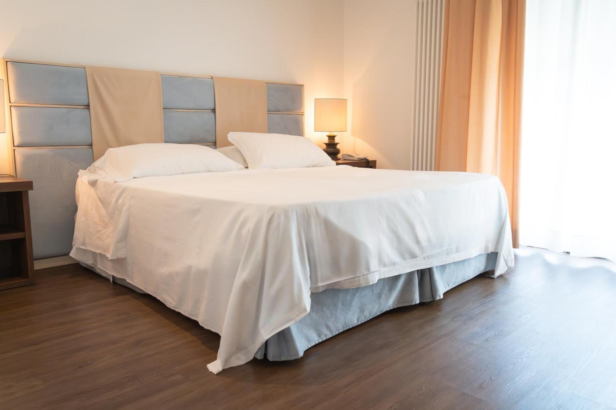 Hotel Universal Terme Abano Terme Esterno foto